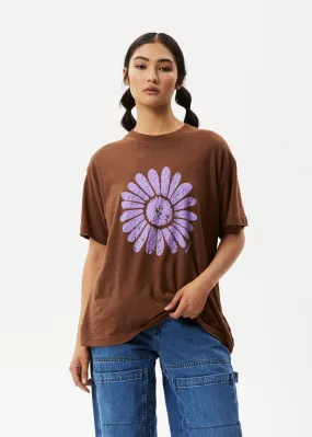 AFENDS Womens Daisy Slay - Oversized Graphic T-Shirt - Toffee