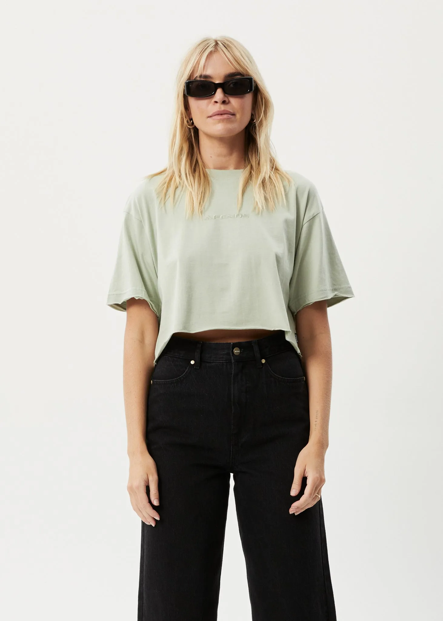 AFENDS Womens Restless Slay Cropped - T-Shirt - Eucalyptus