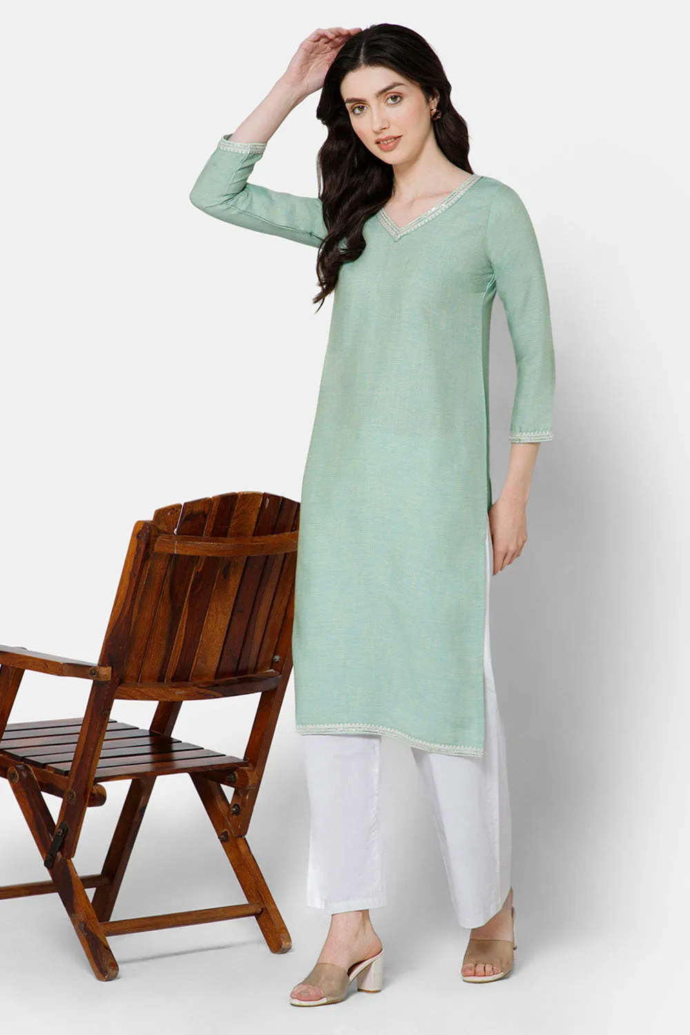 Mythri Straight kurthi with V-neck and 3/4th sleeves  - Sky Blue - E078