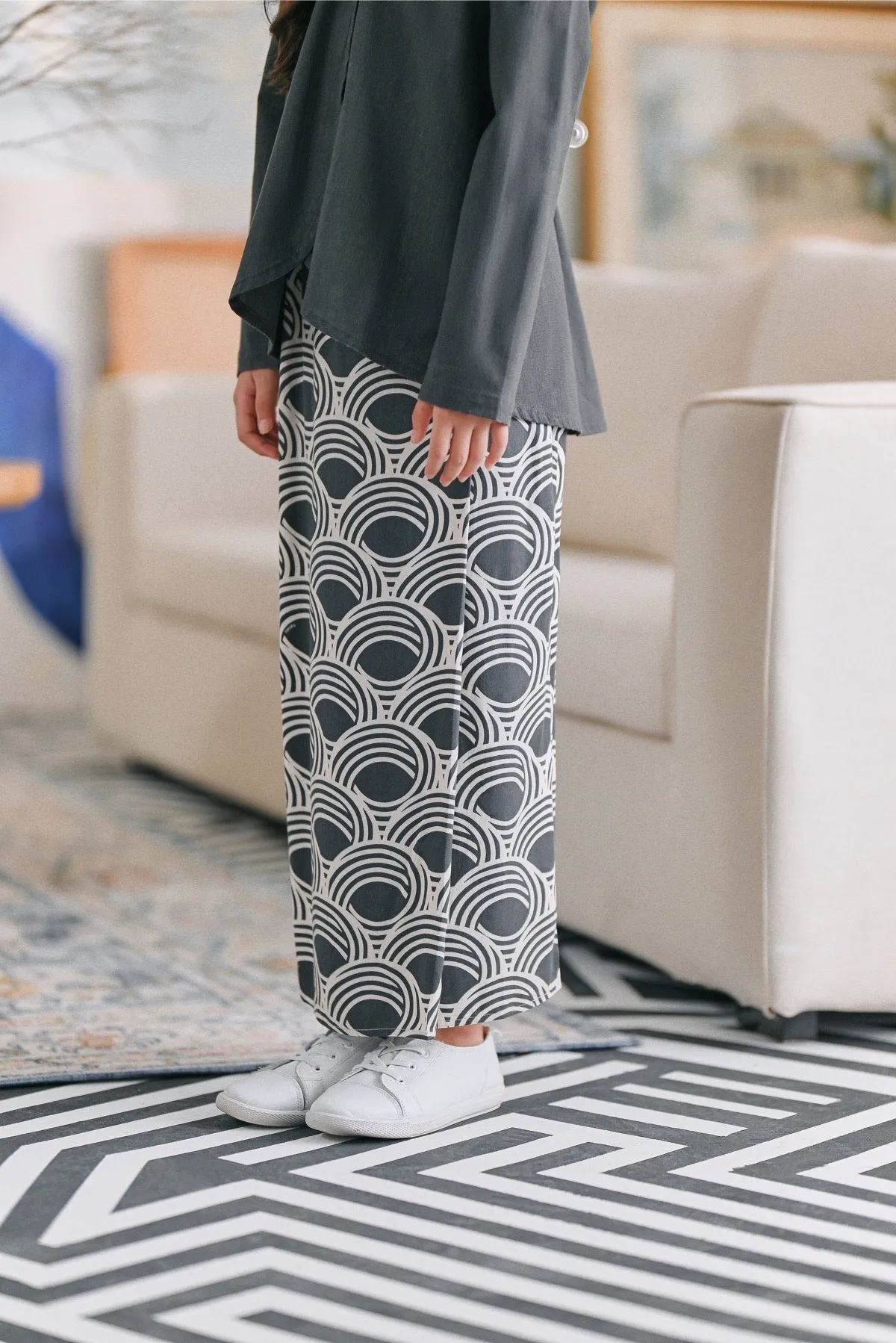 The Caya Bintang Folded Skirt - Echo