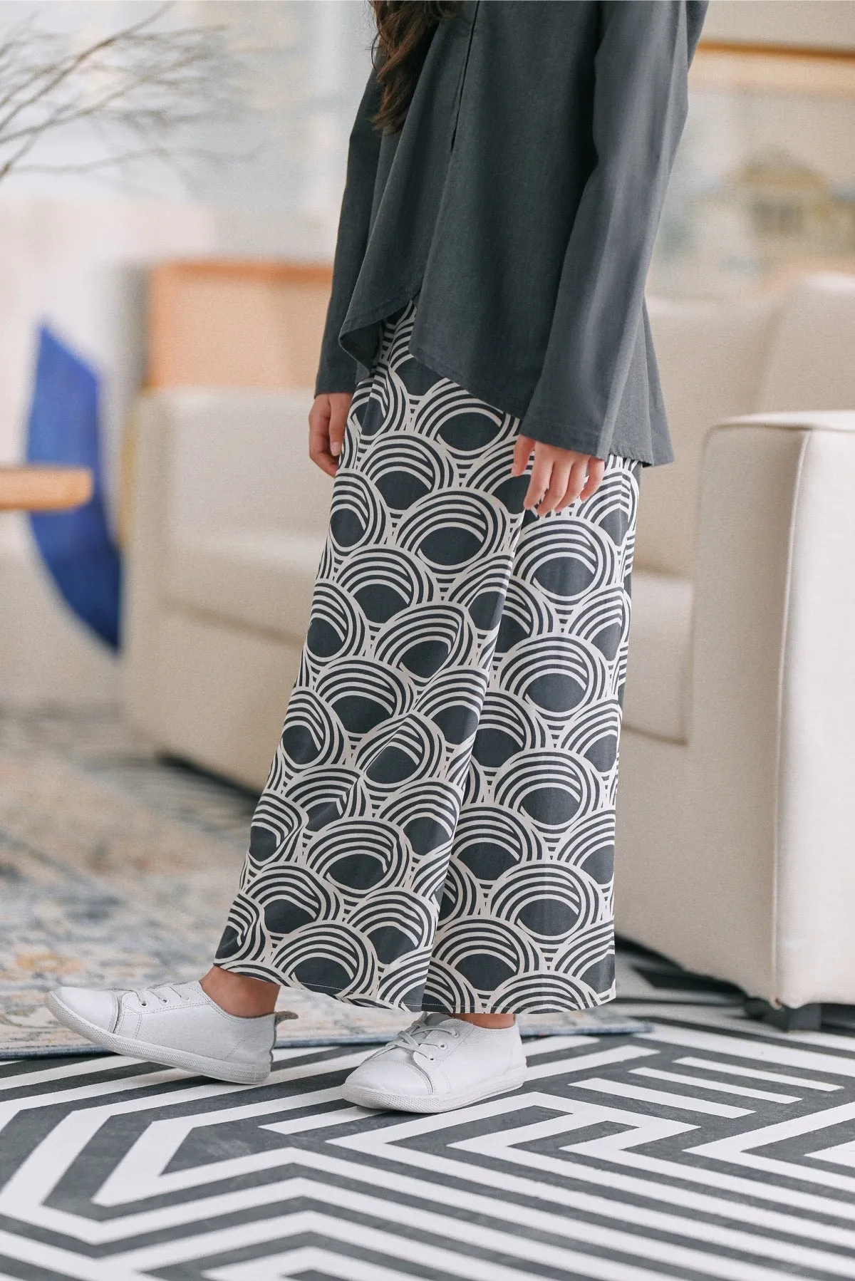 The Caya Bintang Folded Skirt - Echo