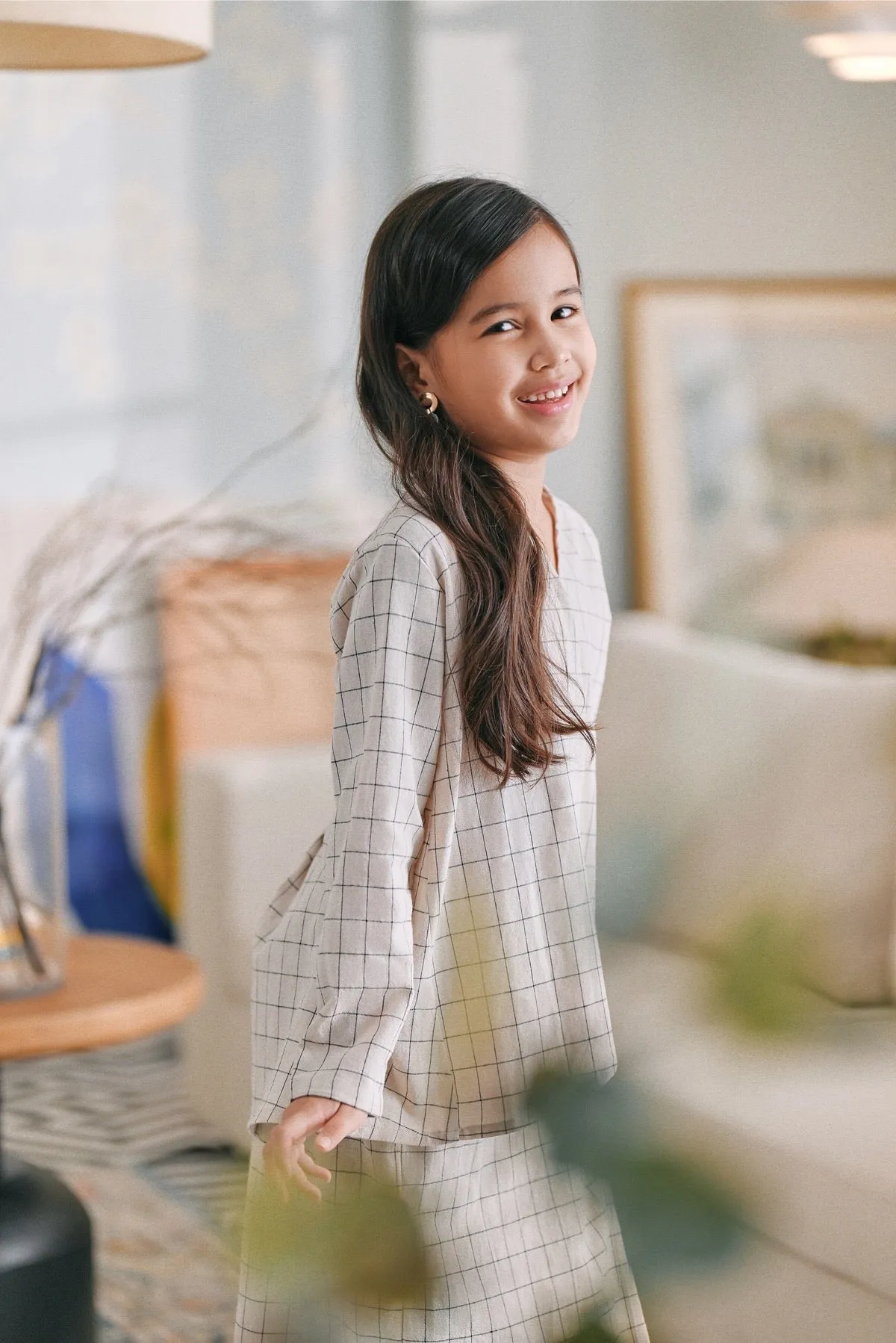 The Caya Bulan Blouse - Good Champagne Checked